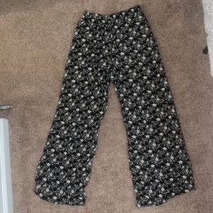 Hollister floral pants